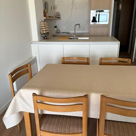 Apartment Seagull, Ruim En Volledig Vernieuwd Met Zeezicht In Westende Middelkerke